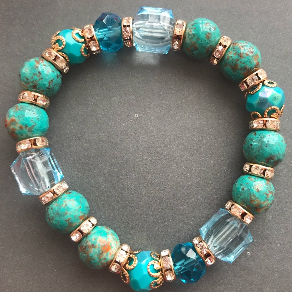 Sparkling Turquoise Stone & Glass Stretch Bracelet